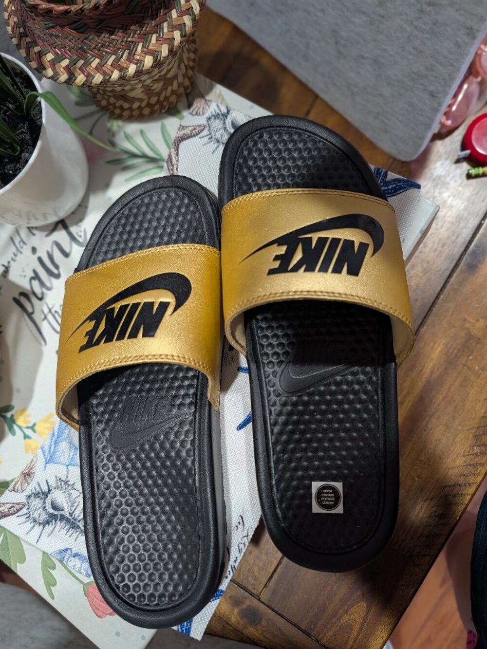 🔥 Excellent Condition Nike Benassi JDI Slide Sandals! 🔥